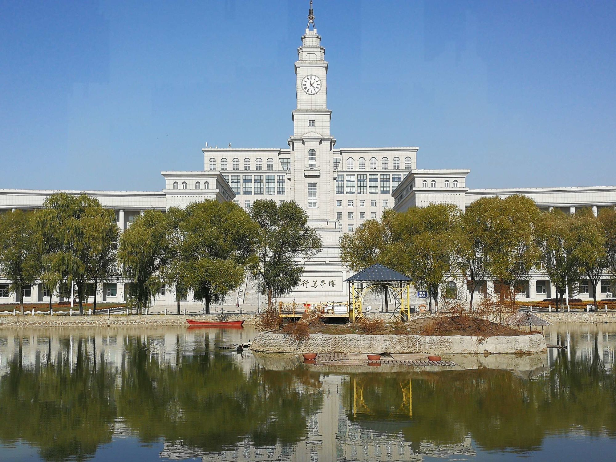 哈爾濱師范大學地址_哈爾濱商業(yè)大學江北校區(qū)地址_哈爾濱師范專科學校
