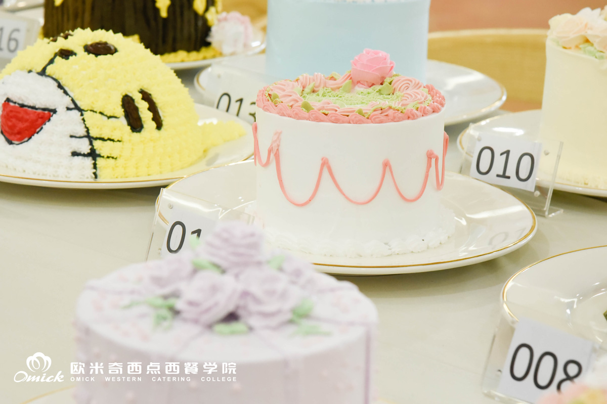 短期西點(diǎn)培訓(xùn)班怎么樣_短期西點(diǎn)培訓(xùn)班_短期西點(diǎn)培訓(xùn)班能學(xué)到真技術(shù)嗎